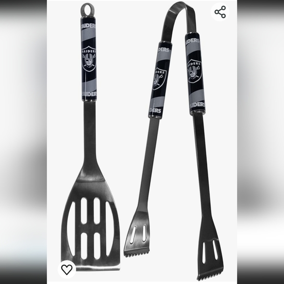 RAIDERS BBQ GRILL SET - Picture 1 of 8
